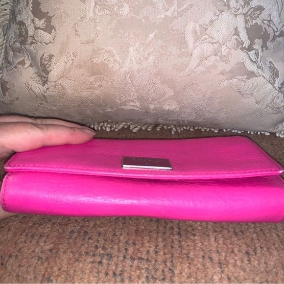 Fossil Vibrant Pink Leather Wallet - Picture 5 of 12